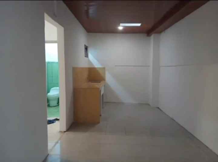 dijual rumah meteseh