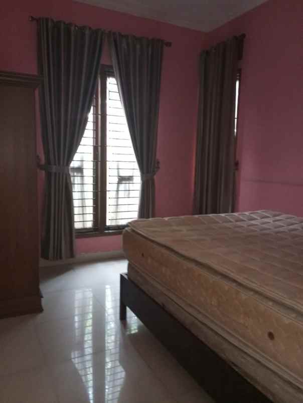 dijual rumah metland menteng cakung
