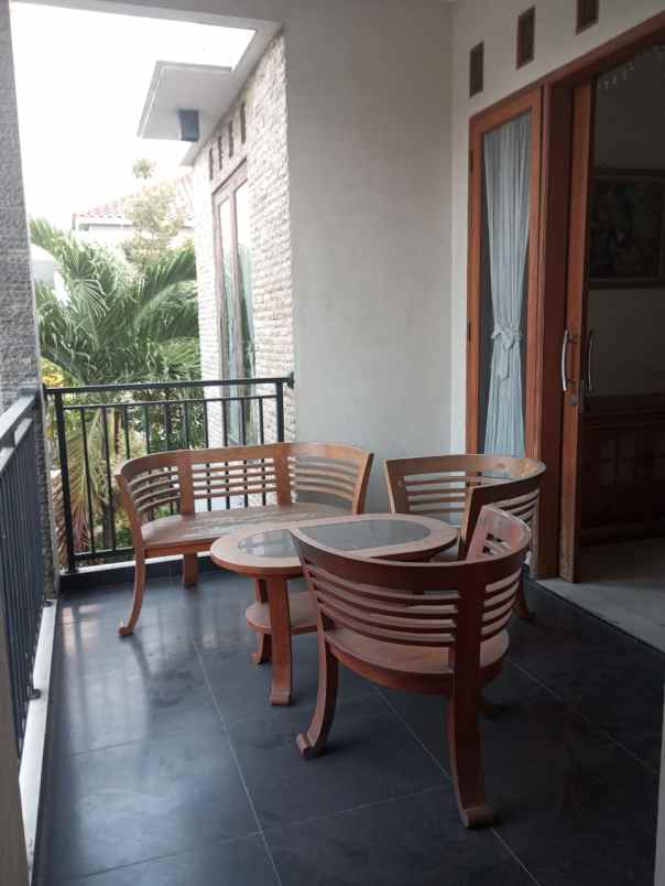 dijual rumah metland menteng cakung
