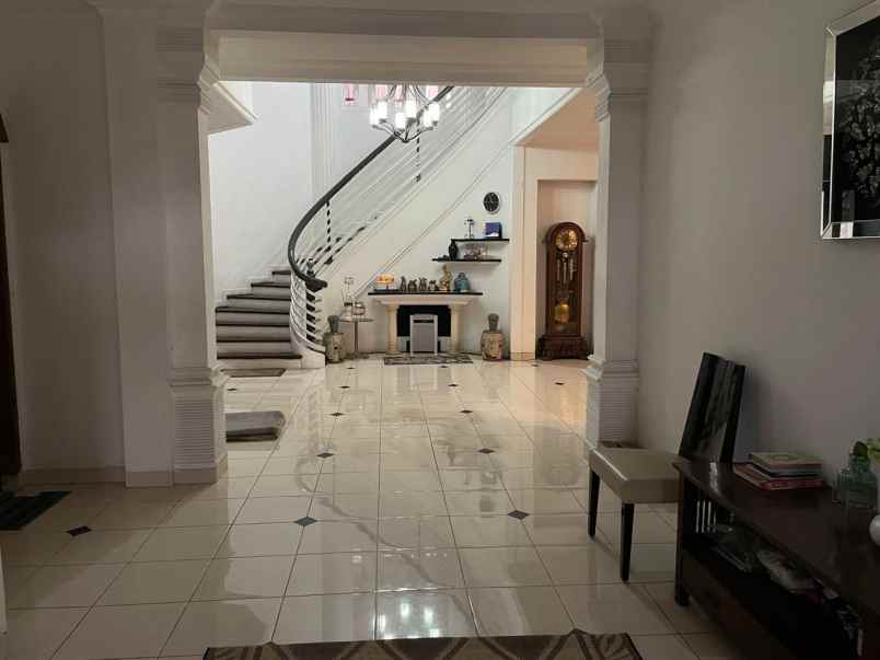 dijual rumah mewah di perumahan taman yasmin bogor