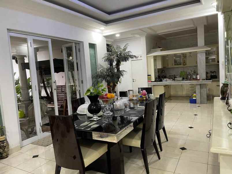 dijual rumah mewah di perumahan taman yasmin bogor