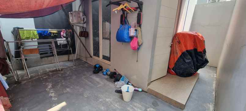 dijual rumah minimalis di harapan indah cluster lavesh