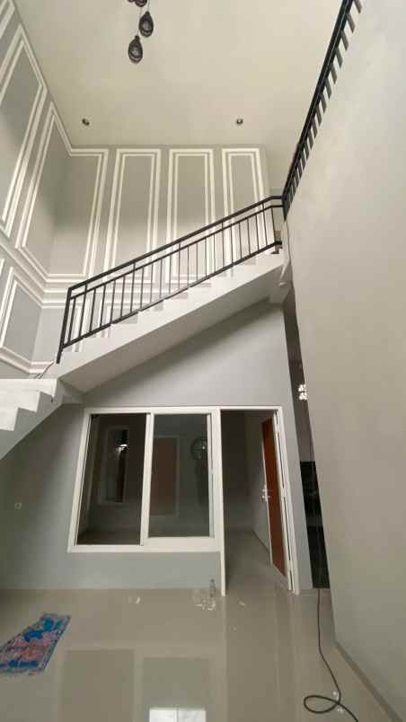 dijual rumah moderen dekat mall lipoo plazza jember