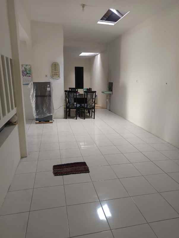 dijual rumah mulyosari