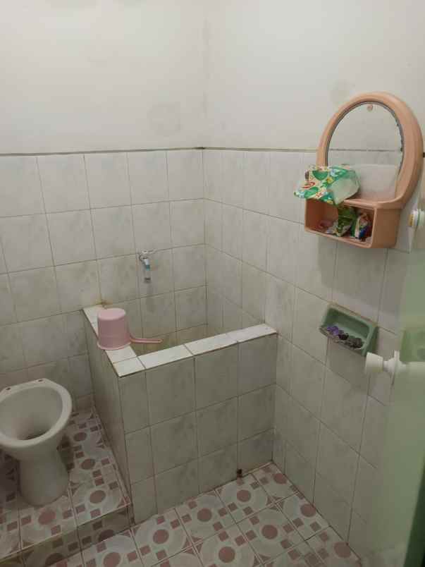 dijual rumah mulyosari