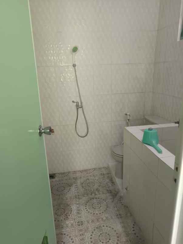 dijual rumah mulyosari