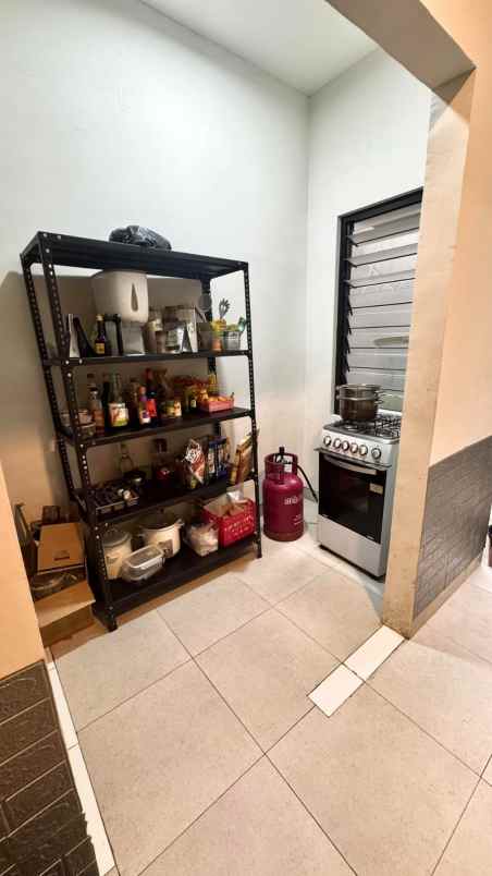 dijual rumah mulyosari