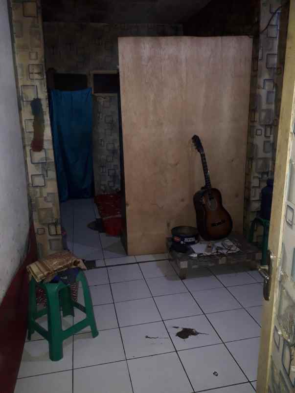 dijual rumah murah pinggir jalan