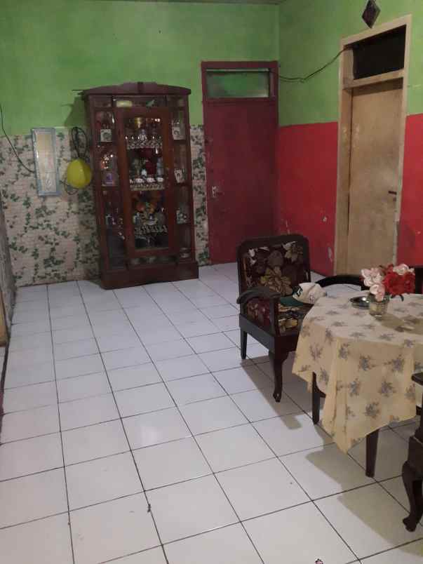 dijual rumah murah pinggir jalan