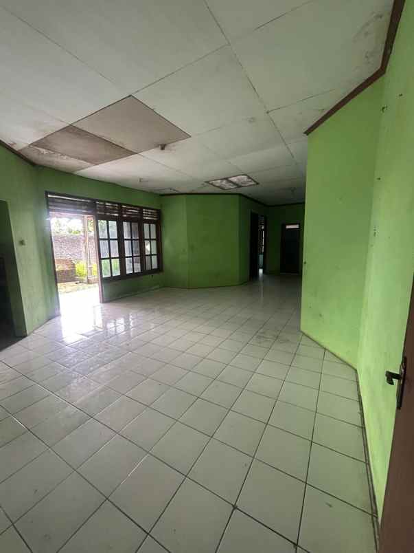 dijual rumah murah tengah kota