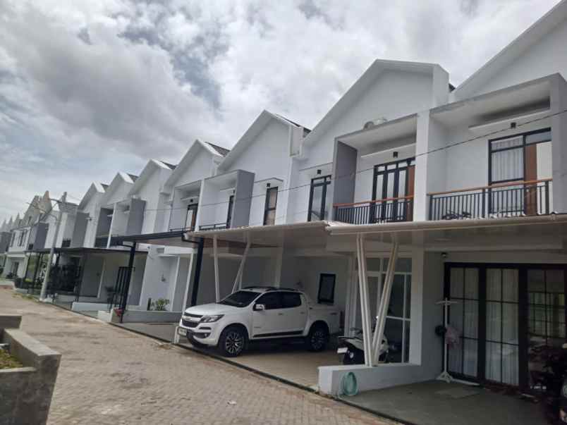 dijual rumah ngamprah bandung barat