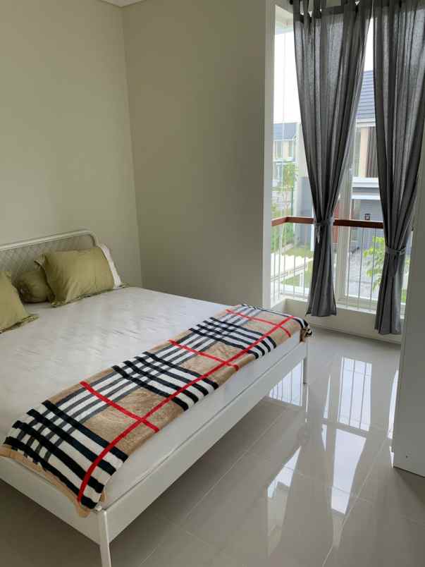 dijual rumah northwest park