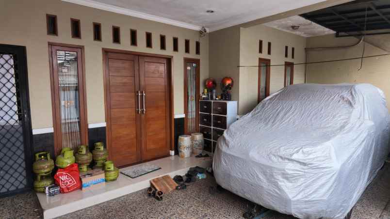 dijual rumah pahlawan kebon jeruk