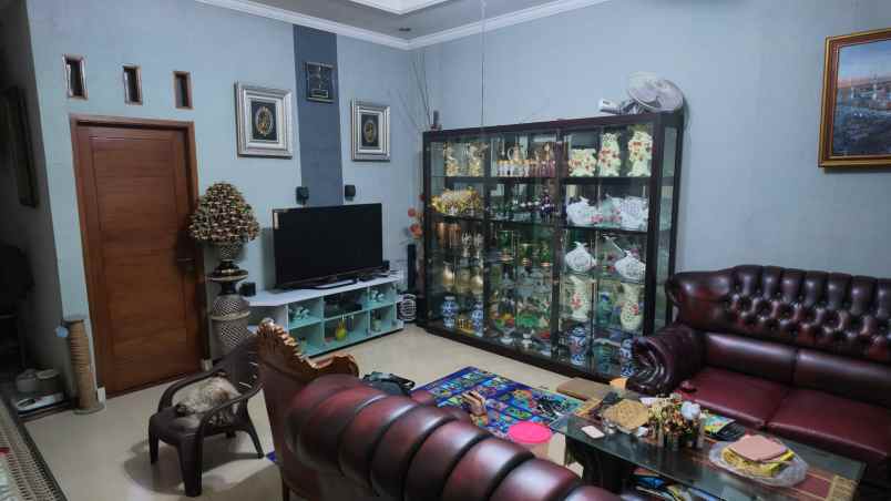 dijual rumah pahlawan kebon jeruk