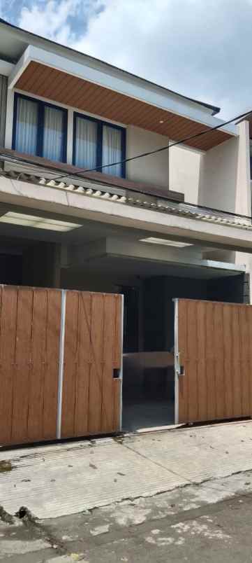 dijual rumah pantai mentari