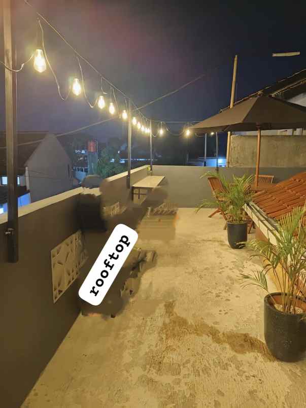 dijual rumah parakan asri