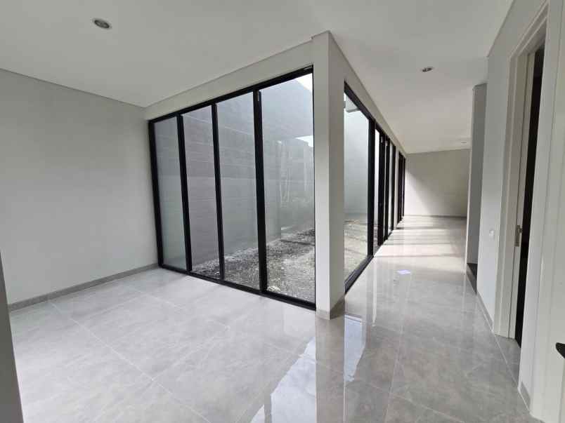 dijual rumah pelican hill citraland