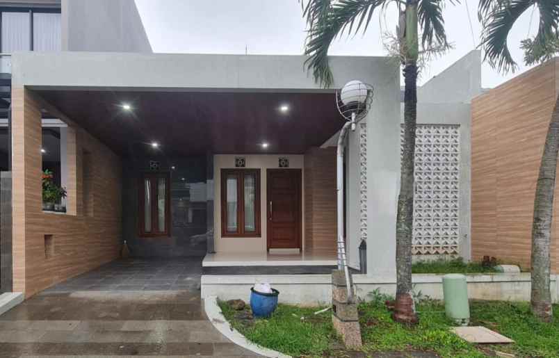 dijual rumah permata jingga suhat malang