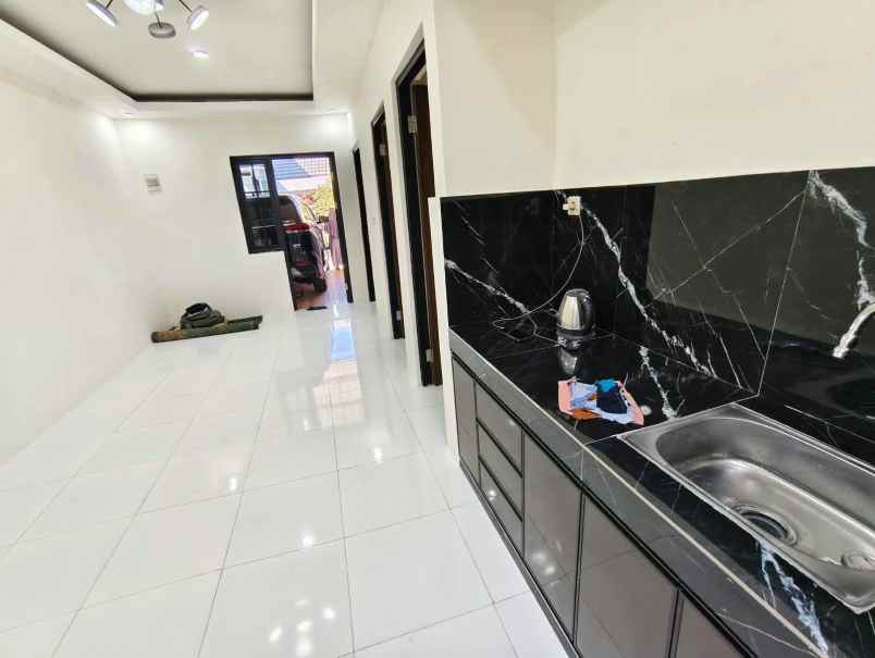 dijual rumah perumahan citra graha