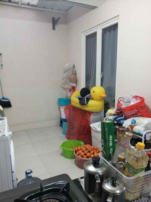 dijual rumah perumahan green orchid