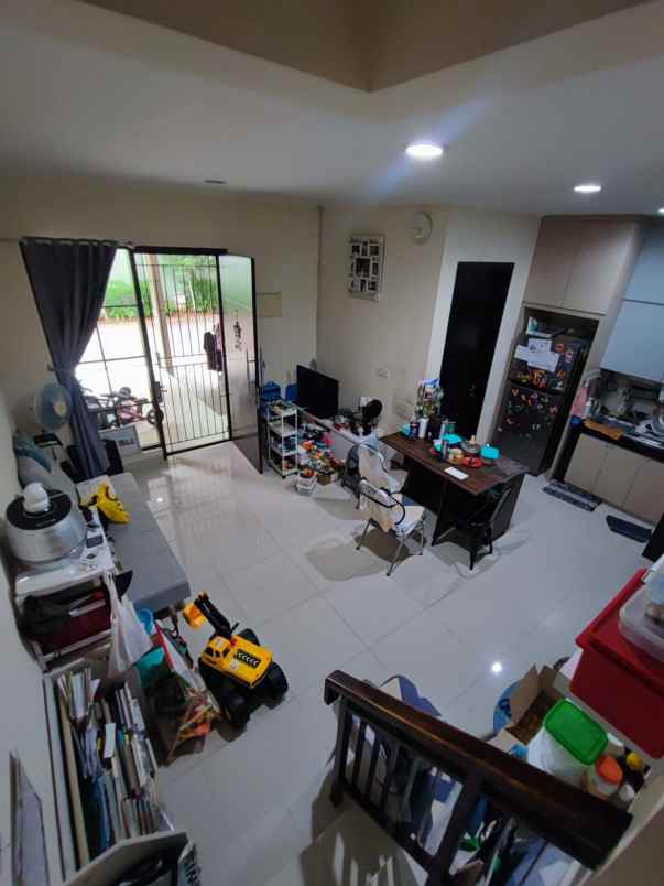 dijual rumah perumahan green village tangerang