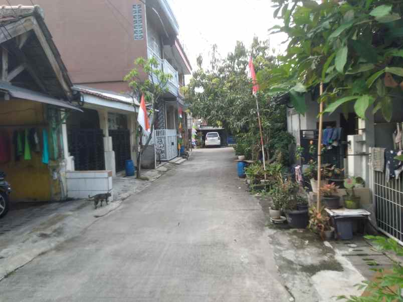 dijual rumah perumahan persada raya