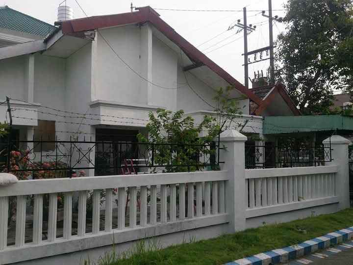 dijual rumah perumahan pucang anom sidoarjo