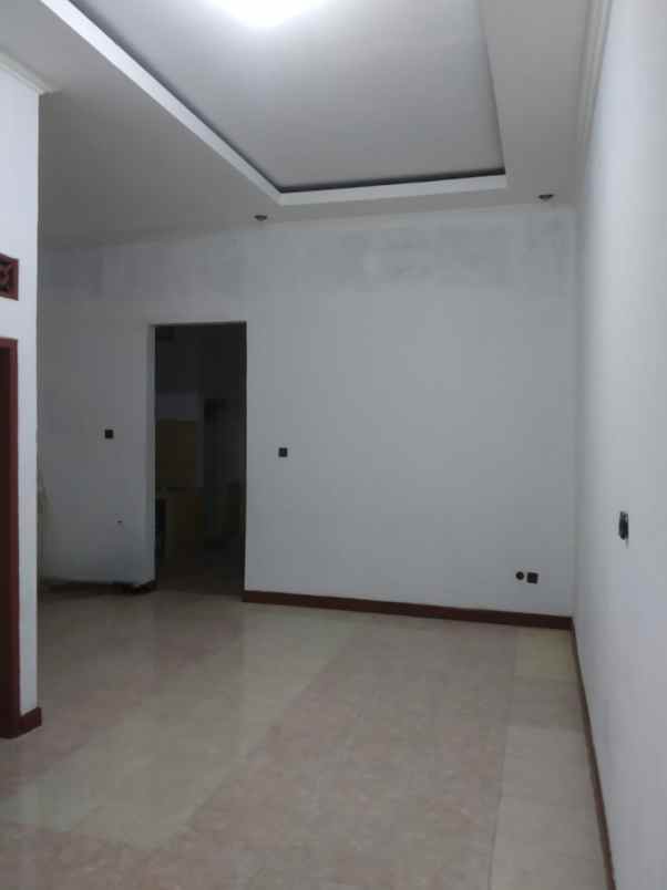 dijual rumah perumahan pulogebang