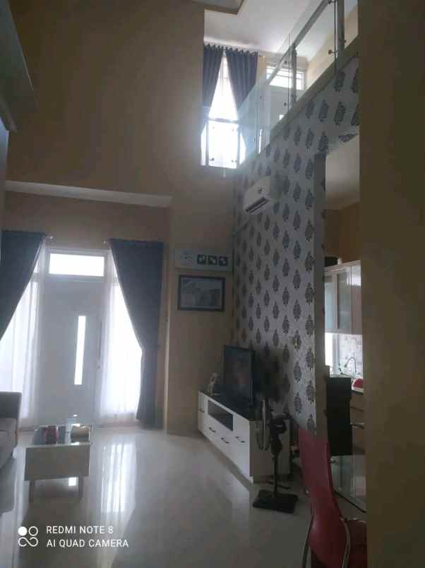 dijual rumah perumahan taman kota