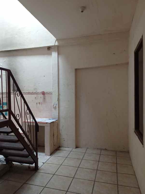 dijual rumah perumahan tytian indah