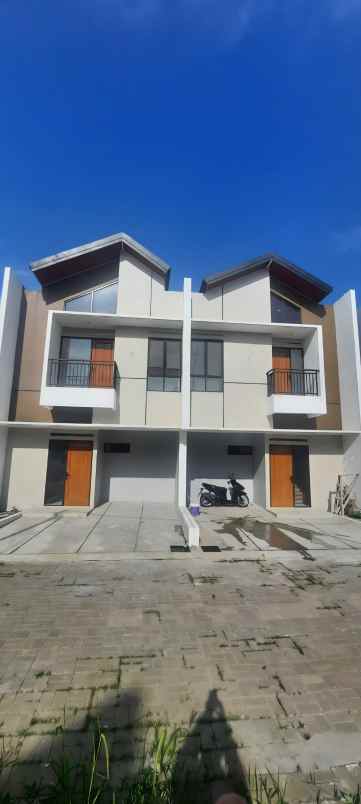 dijual rumah pocis serpong