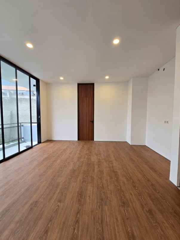 dijual rumah pondok kelapa