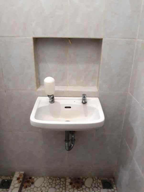 dijual rumah pondok kopi