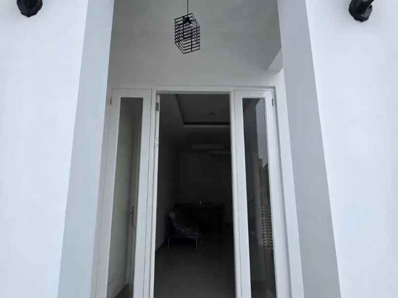 dijual rumah pondok kopi