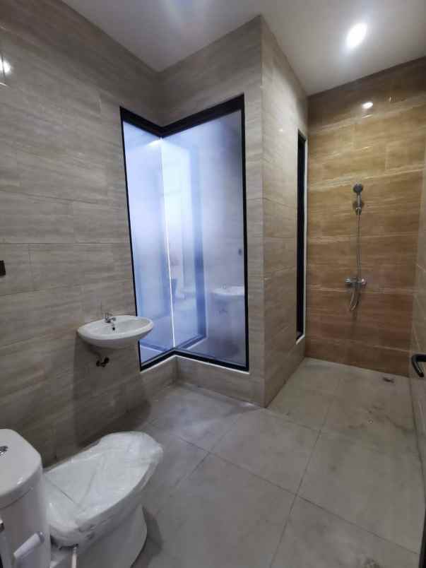 dijual rumah pondok tjandra