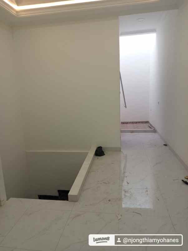 dijual rumah poris cipondoh