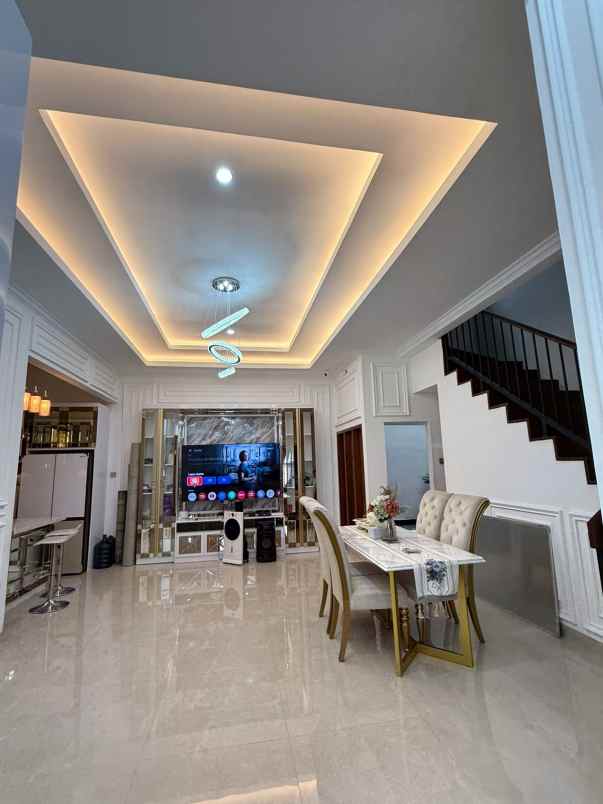 dijual rumah pulo asem