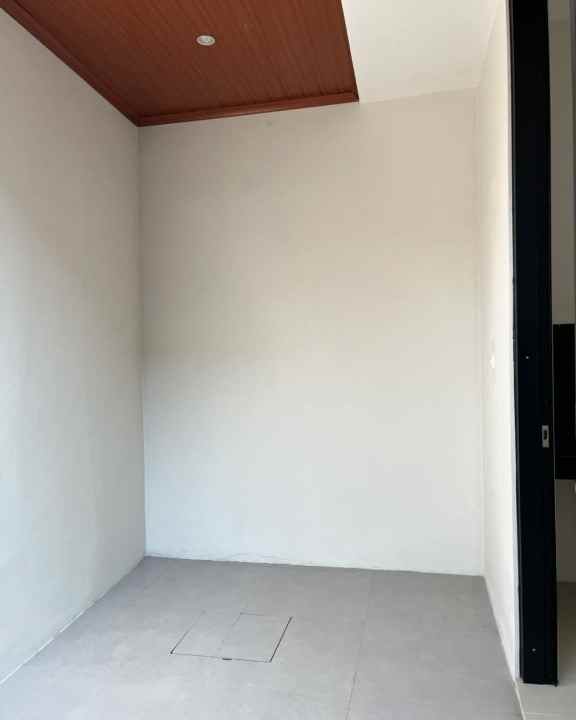 dijual rumah purwomartani kec kalasan