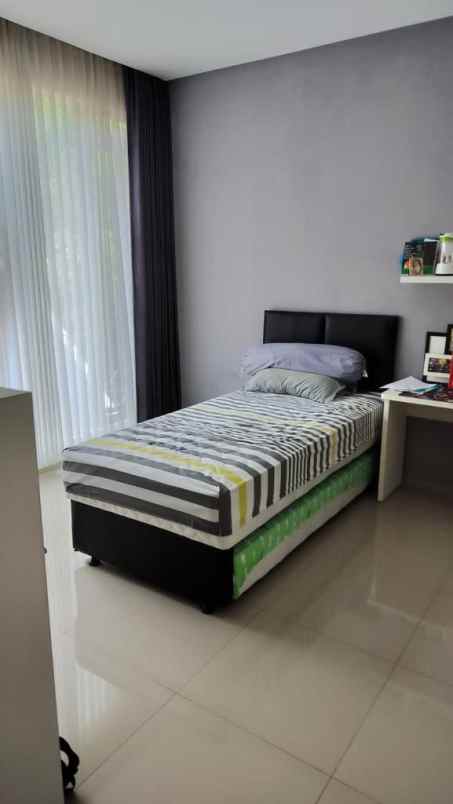 dijual rumah resort dago pakar