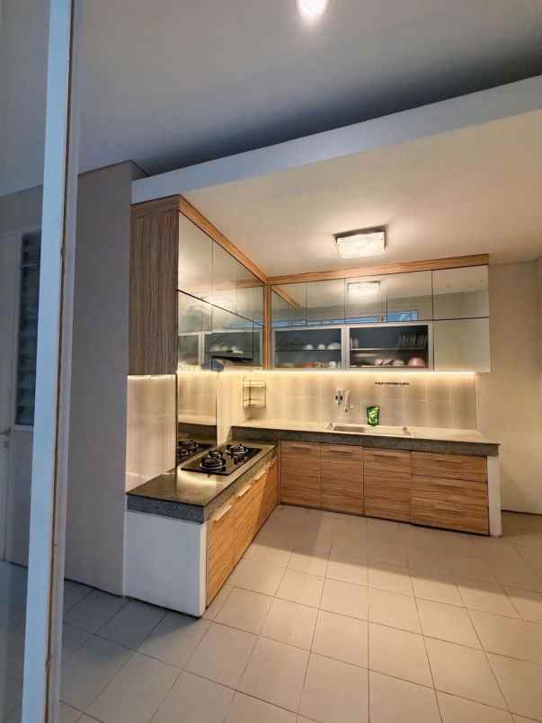 dijual rumah royal residence monticello full renov