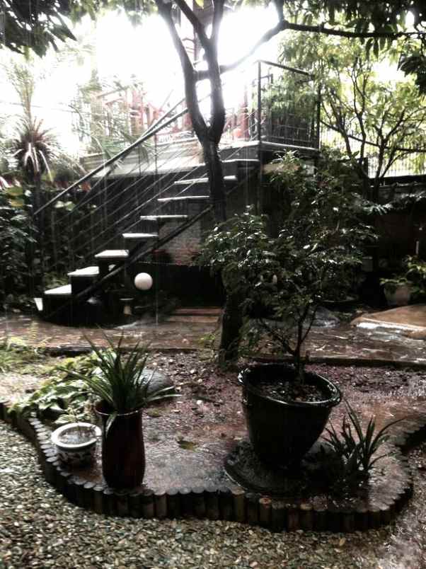 dijual rumah rumah 2lt 319m type 7kt