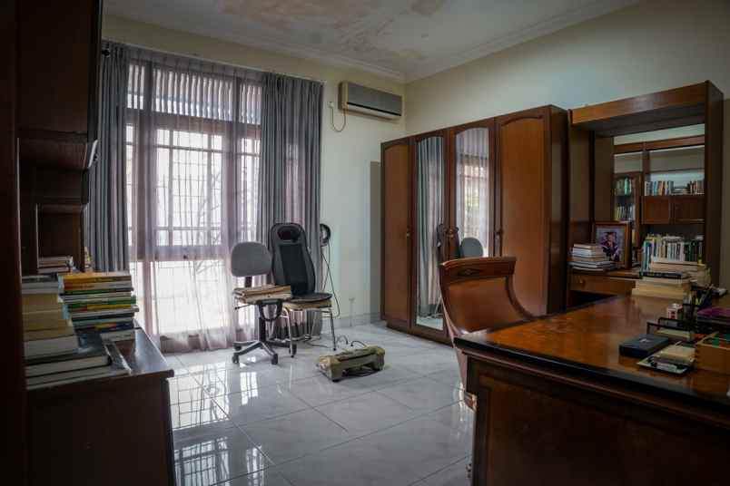 dijual rumah rumah di kayu putih