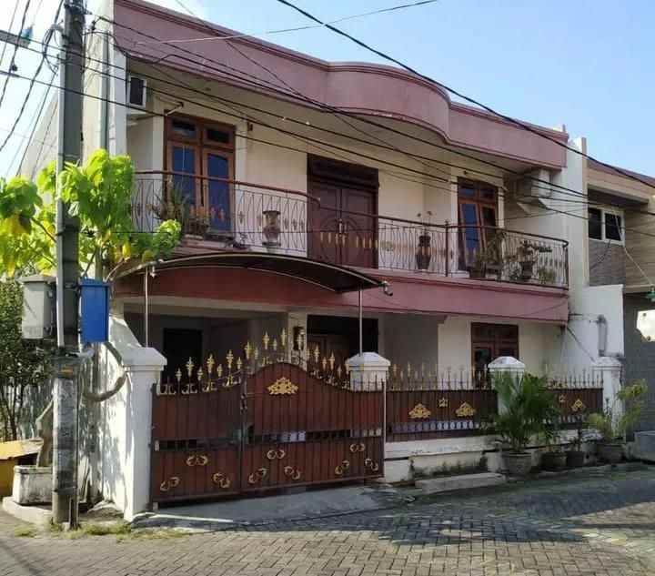 dijual rumah rumah semolowaru elok