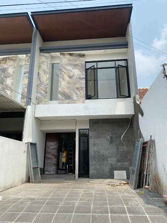 dijual rumah rungkut mapan tengah