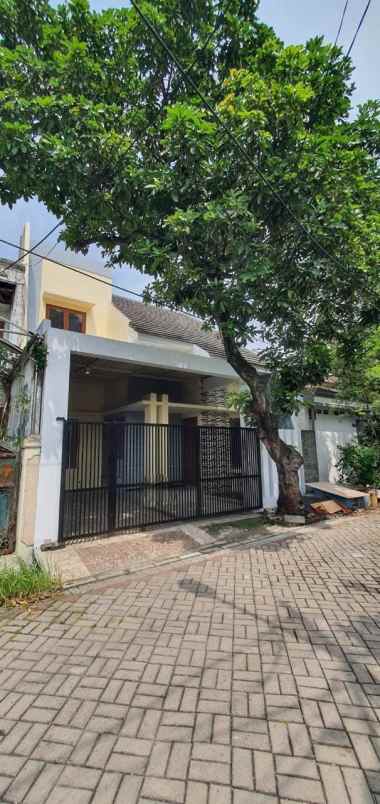 dijual rumah rungkut menanggal