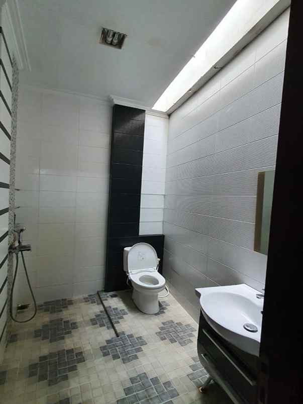 dijual rumah sabang