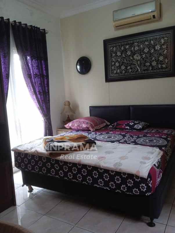 dijual rumah sawangan lama depok