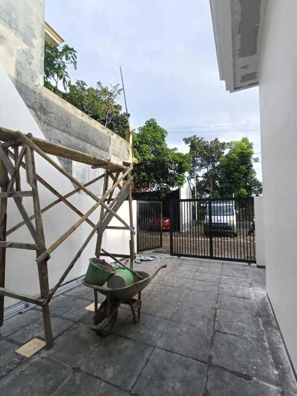 dijual rumah sawojajar 2 malang