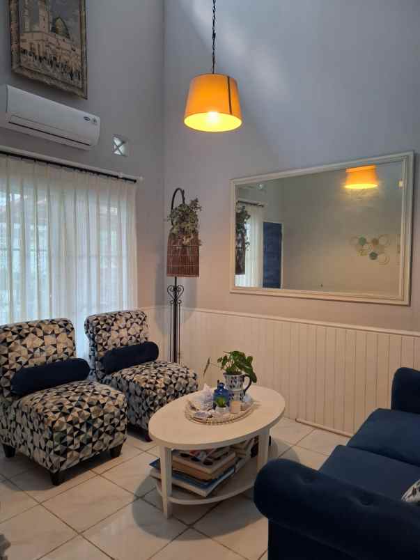 dijual rumah sektor 9 bintaro tangerang selatan