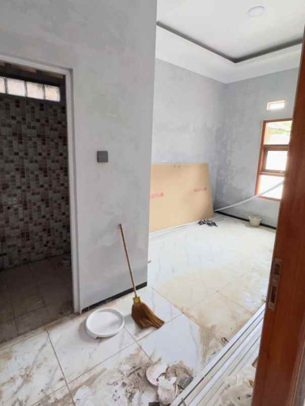 dijual rumah selomartani kalasan